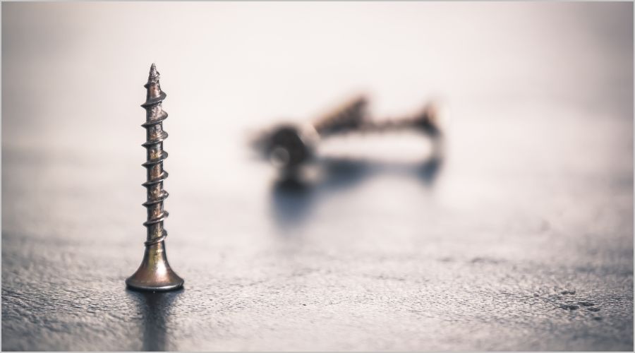 ねじ転造とは？メリット・加工方法・切削との違いを徹底解説